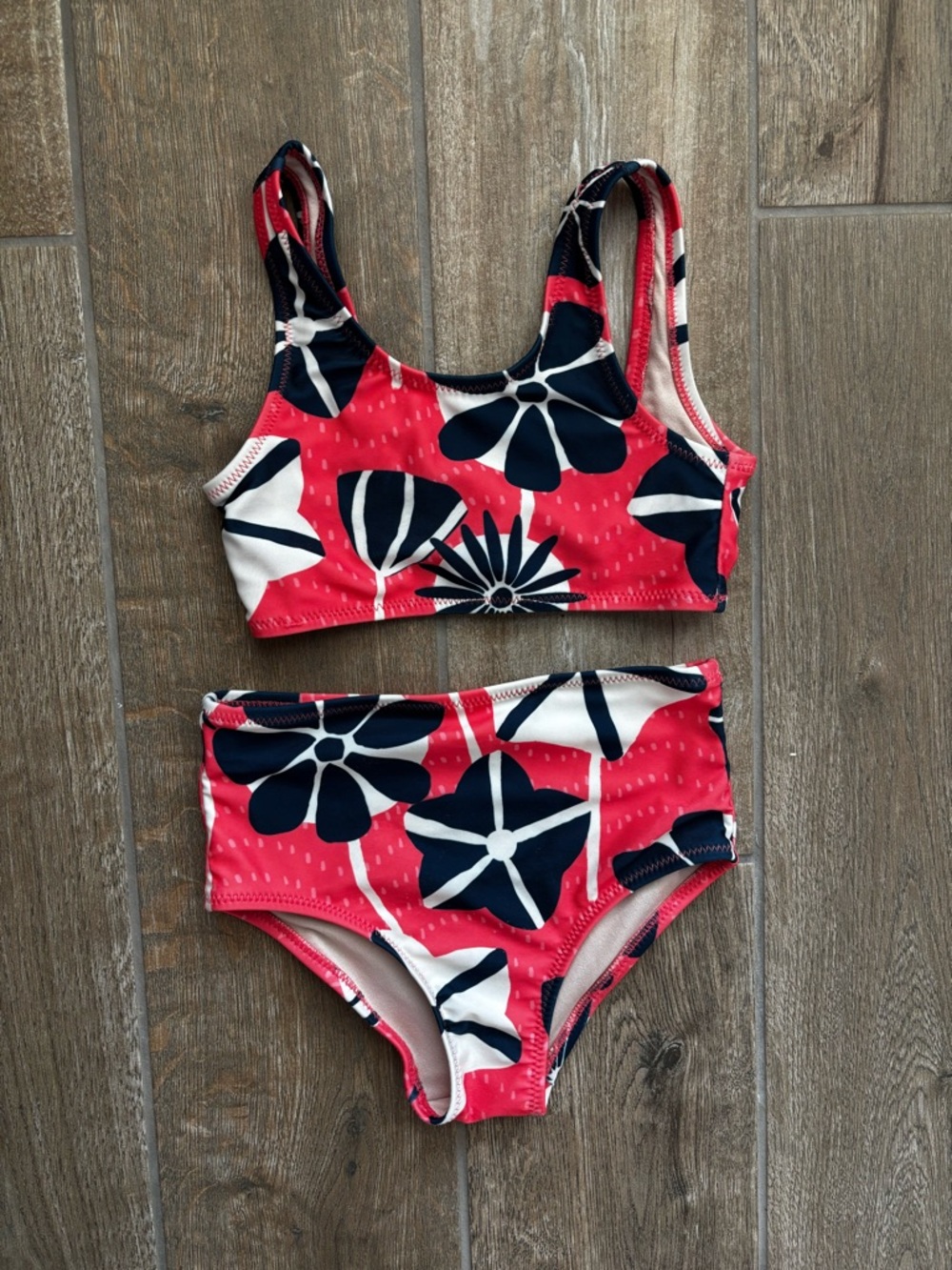 Tea Collection Girls Floral Two-Piece Swimsuit in Coral, Navy & White Sz 5